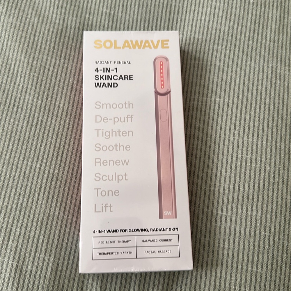 Solawave 4 in 1 skincare wand
